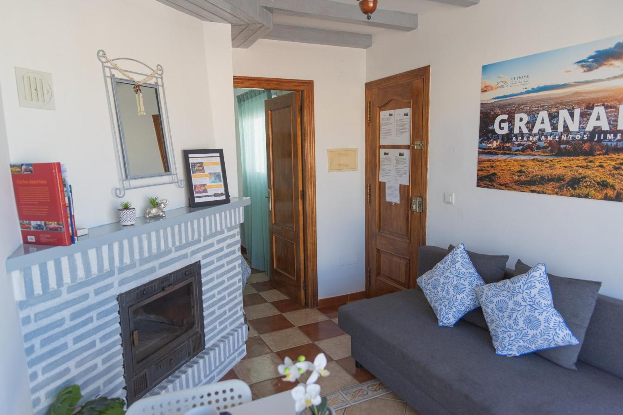 Atico Jimena Granada En El Centro De Nerja Apartment Room photo